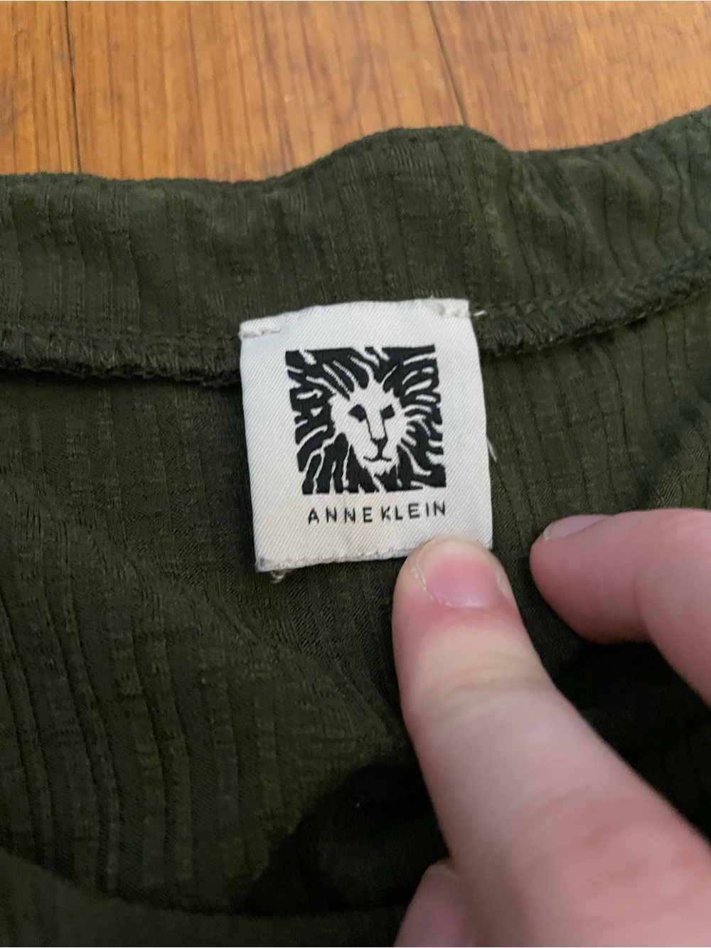 Clothes bundle - Picture 5 of 5